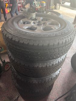 2026 ford Brand new  Bronco take off wheels and tires 50 miles $599