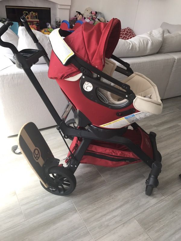 Orbit Baby G3 Stroller with sidekick skateboard