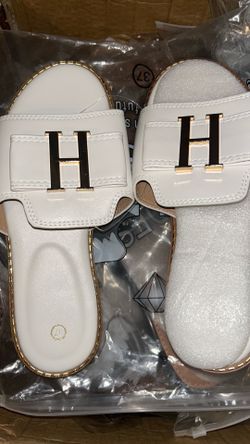 Pretty summer sandals for women