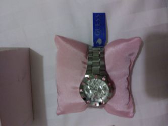 New Guess women watch