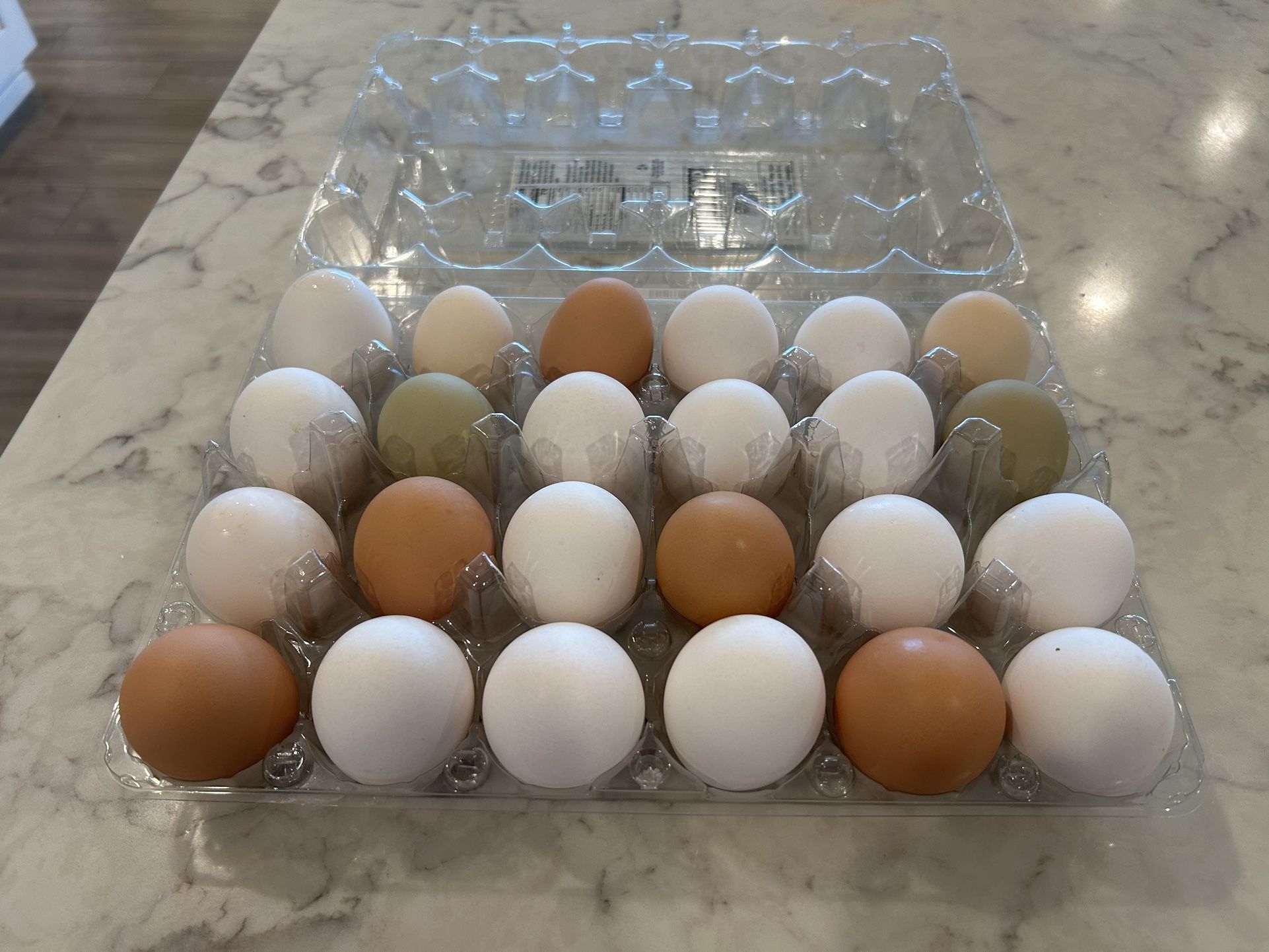 Farm Fresh Eggs (24) 10.00