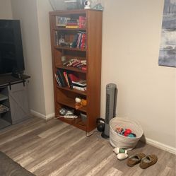 Bookshelf 