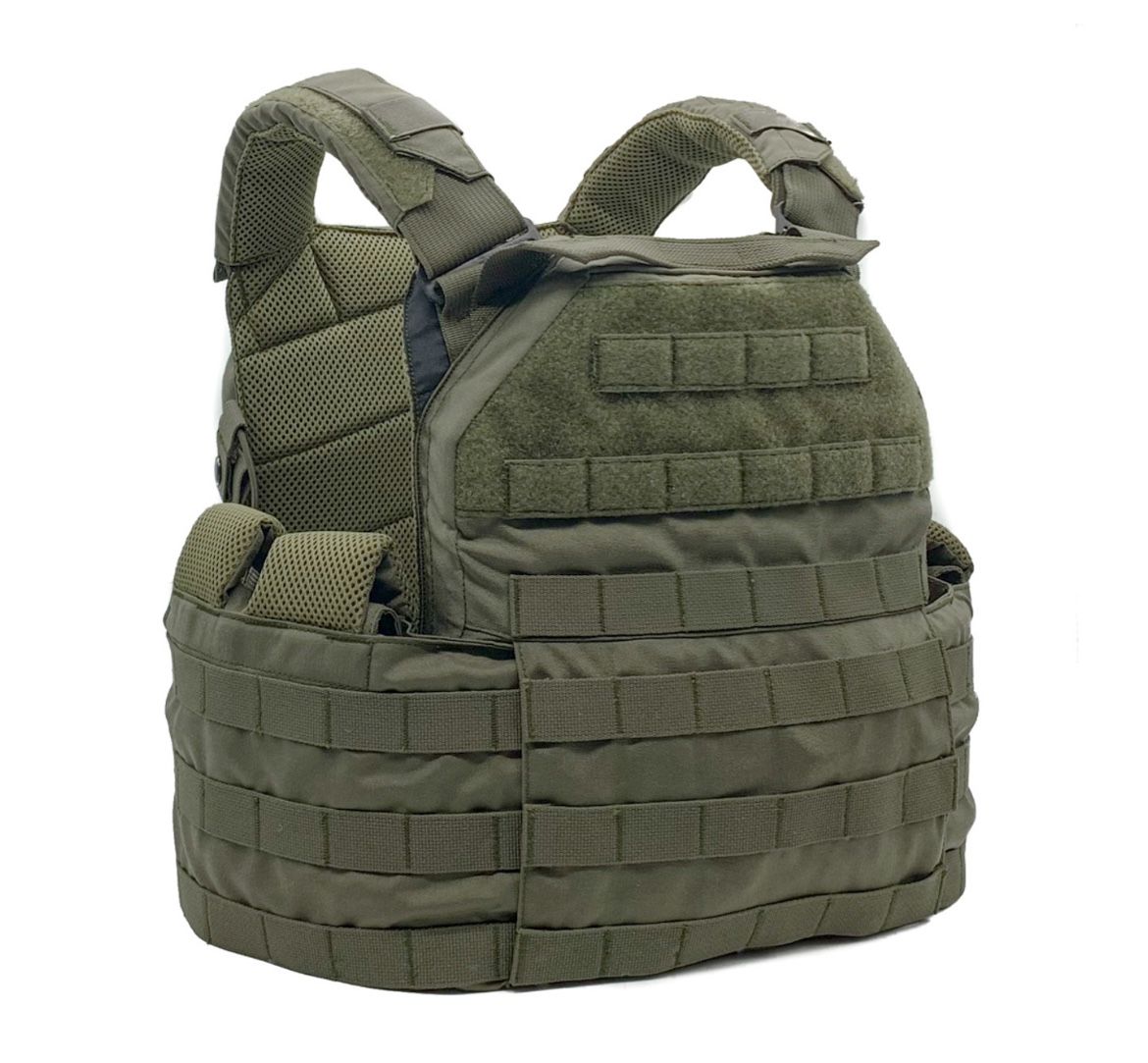 Shellback Tactical Plate Carrier with level III Steel Plates
