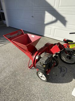 $200 Gas-Powered MTD Wood Chipper/Shredder – Red