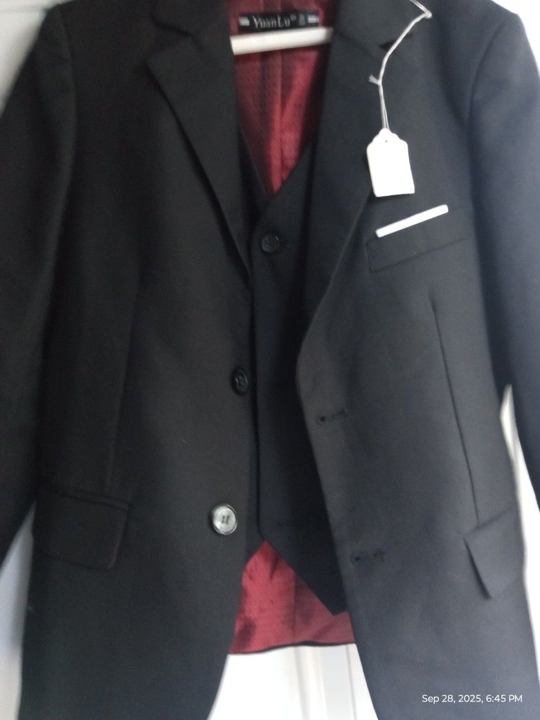 Two Piece Jacket And Vest Black