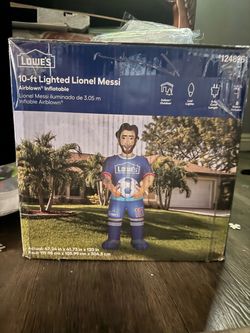 Lowe’s 10 foot Messi blow up