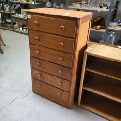 Chest of drawers (aka tall dresser)