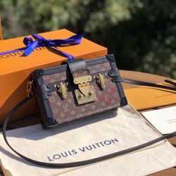 New 𝐋𝐨𝐮𝐢𝐬 𝐕𝐮𝐢𝐭𝐭𝐨𝐧🌈™ Bag