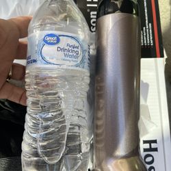 Hoson Big Barrel Curling Iron  $10 NIB