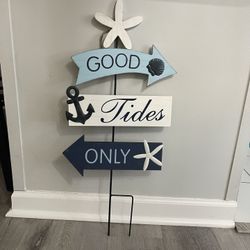 Outdoor Beach Sign