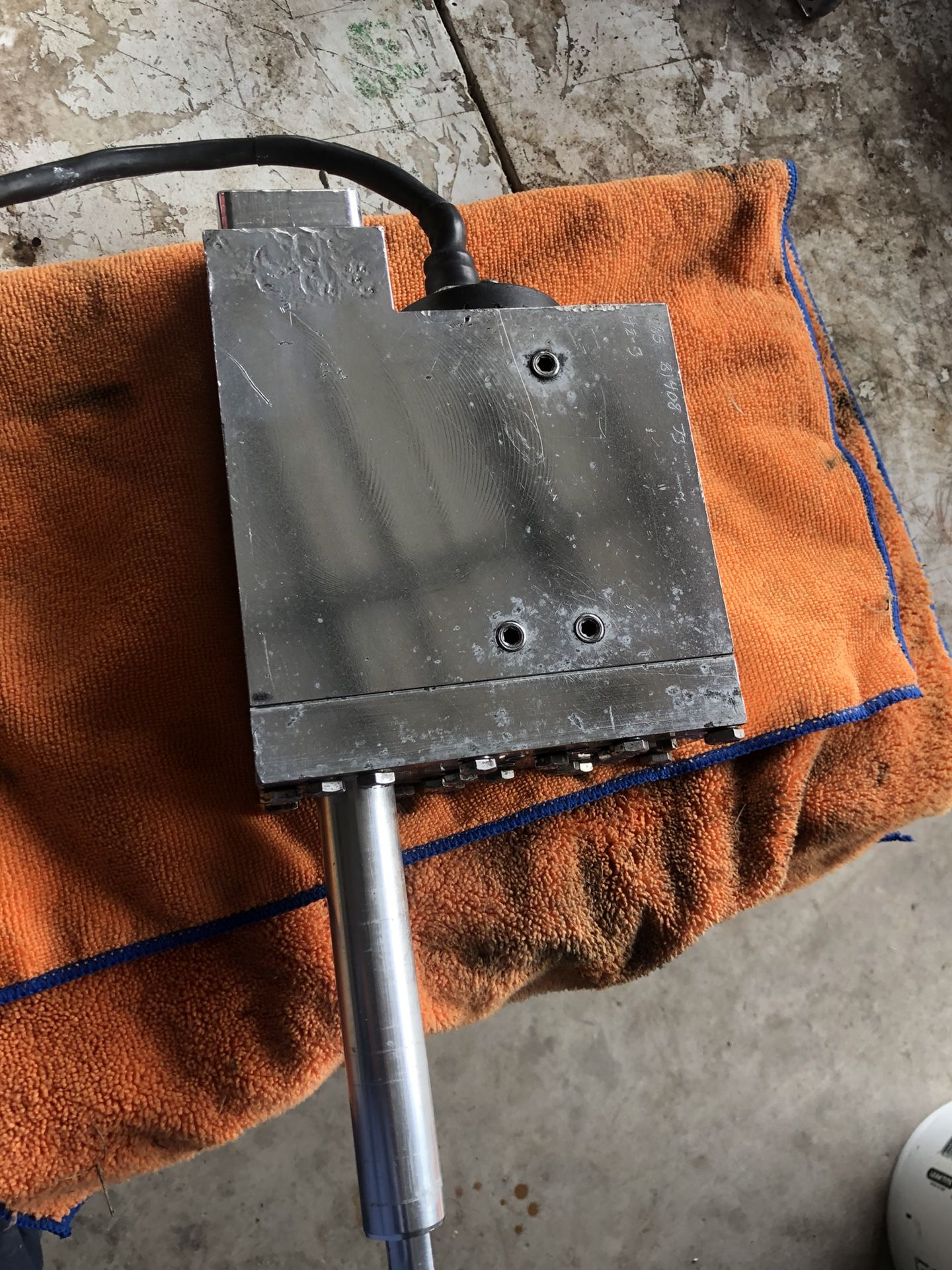 CMC (7050) hydraulic jack plate motor (actuator) in excellent condition