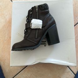 Brand New Women Fashion Boot 