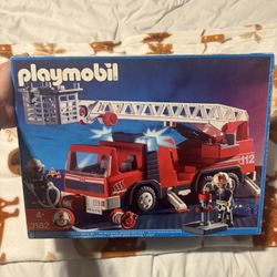 Playmobil Fire Dept. Ladder Truck Play Set 3182 NEW NIB Sealed Retired