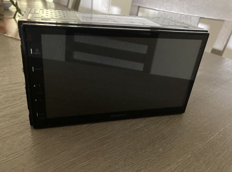 Kenwood DMX125BT stereo