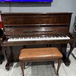 Samick Upright Piano (Model WG-5F)