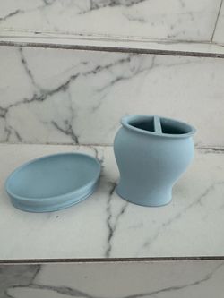 Bathroom decor