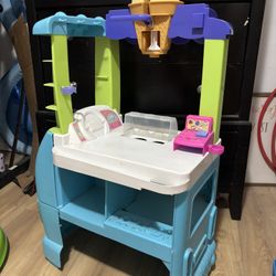 $30 Playdoh Kitchen northeast 
