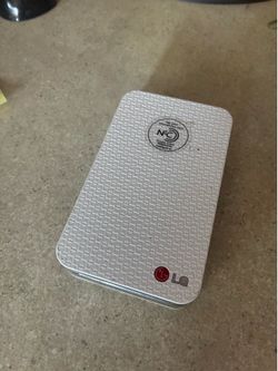 LG ZINK POCKET PHOTO PRINTER PD239W PORTABLE WHITE