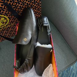 Tory Burch Women Black 100% Leather Loafer