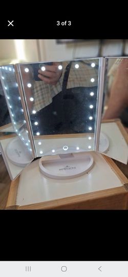 Light up 3 panel  mirror