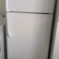 REFRIGERATOR FREE LOCAL DELIVERY