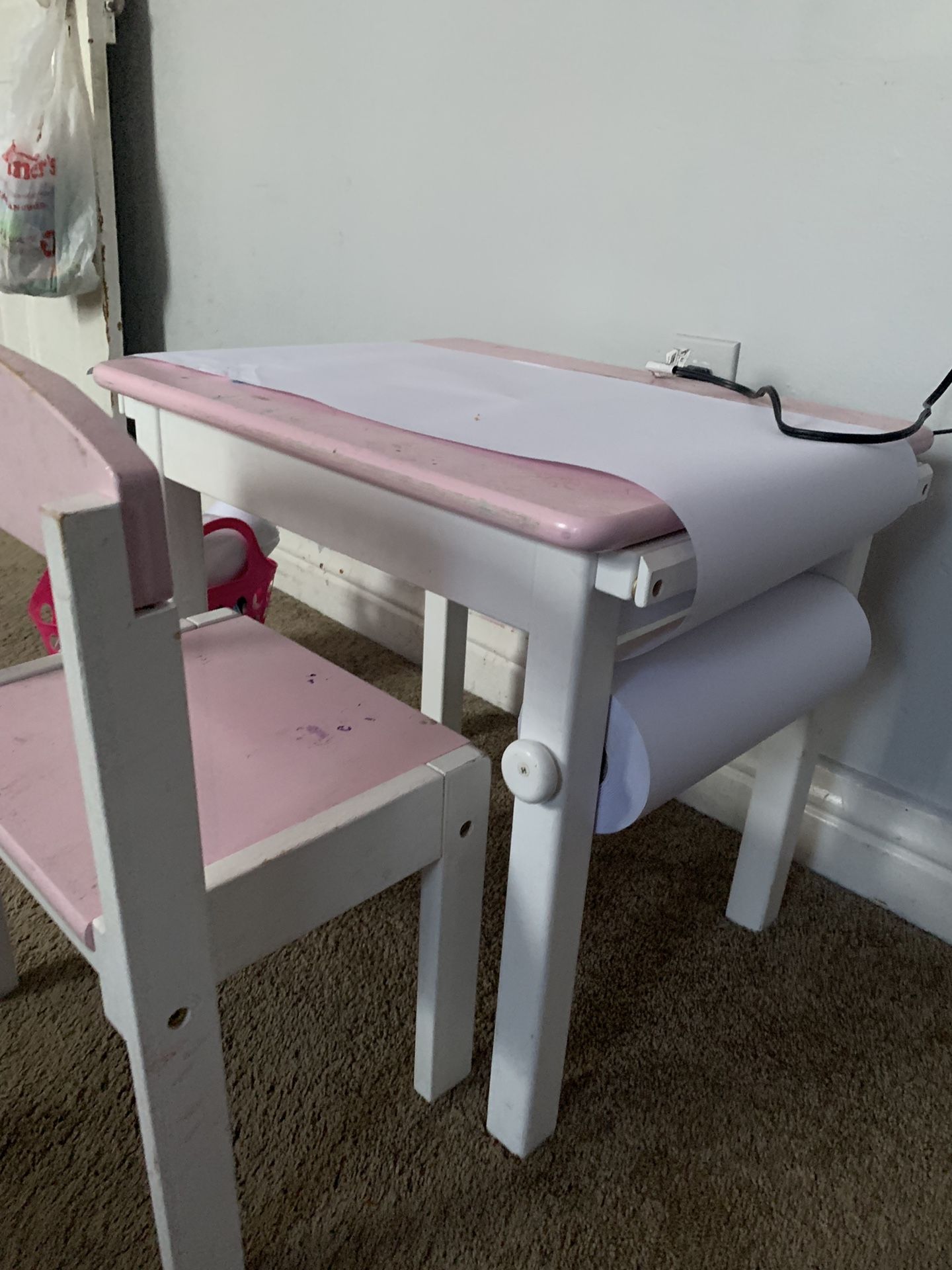 Kids drawing desk