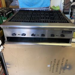 3 Feet Commercial Grill can be converted to LP gas or make me an offer