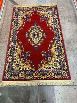 Persian rug/throw rug/Persian throw rug/area rug