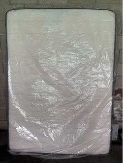 Full size mattress