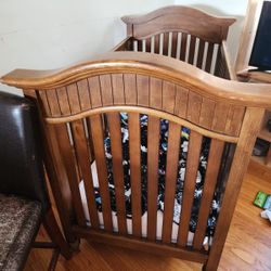 Baby Crib. Free