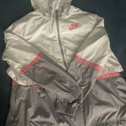 Womens Nike Windbreaker 