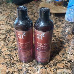 Apple Cider Shampoo And Conditioner 