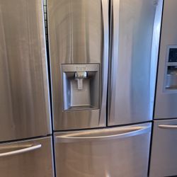 KENMORE  Counter Depth FRENCH DOOR REFRIGERATOR   36w 70h 24d DELIVERY AVAILABLE FOR SMALL FEE 🚛