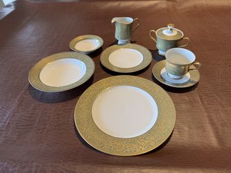 Vintage China set for 16+ serving trays and bowls