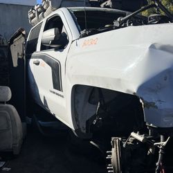 2018 Silverado Crew Cab For Parts