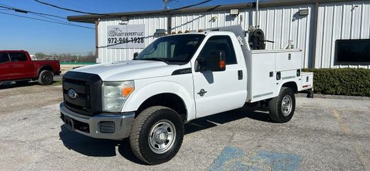 2012 Ford F350 Super Duty Regular Cab & Chassis