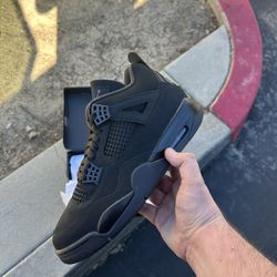 Jordan 4 Black Cat (2025)