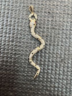Snake Pendant 