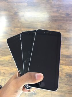 iPhone 6 16GB / 64GB Factory Unlocked Excellent Condition With Free Charger