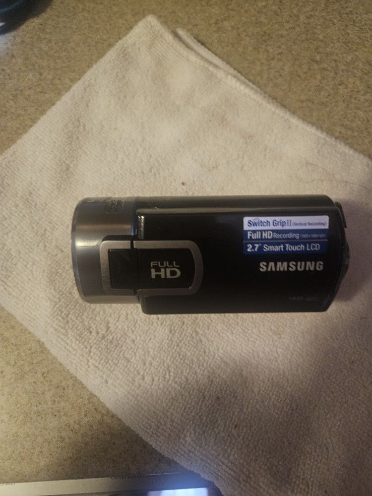 Samsung HMX-Q20