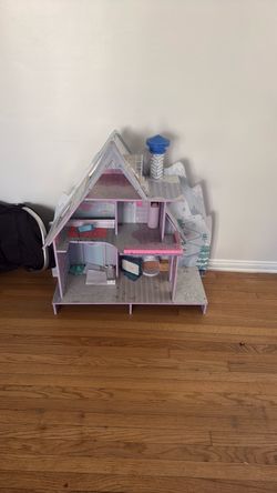 Free doll house