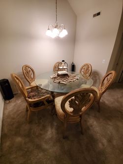 Dining Room with 6 chairs..