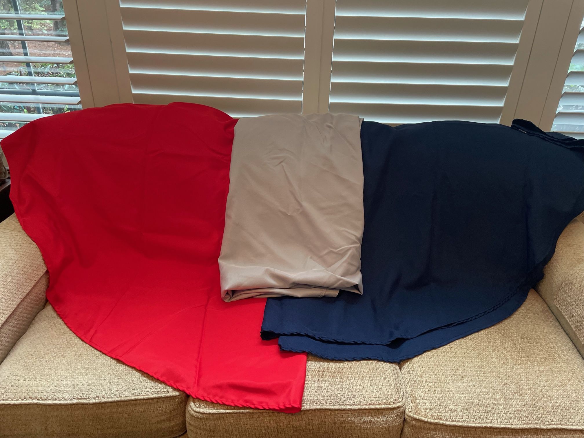 Nice Linens Tablecloths 90” Round Red Navy Grey 90 x 132” can sell individually $10 each