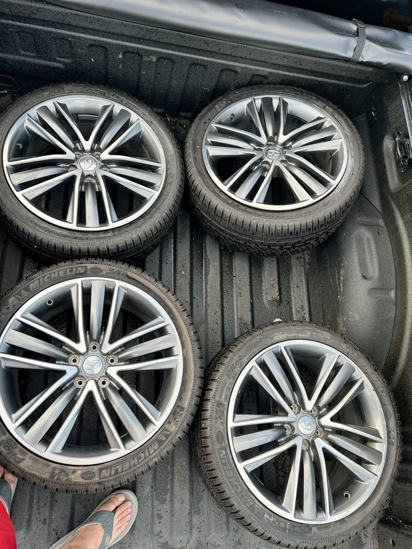 Infiniti 19 Inch Wheels