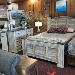 Queen Size Bedroom Set