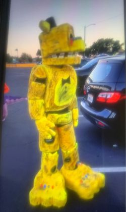 Withered golden freddy costume or prop