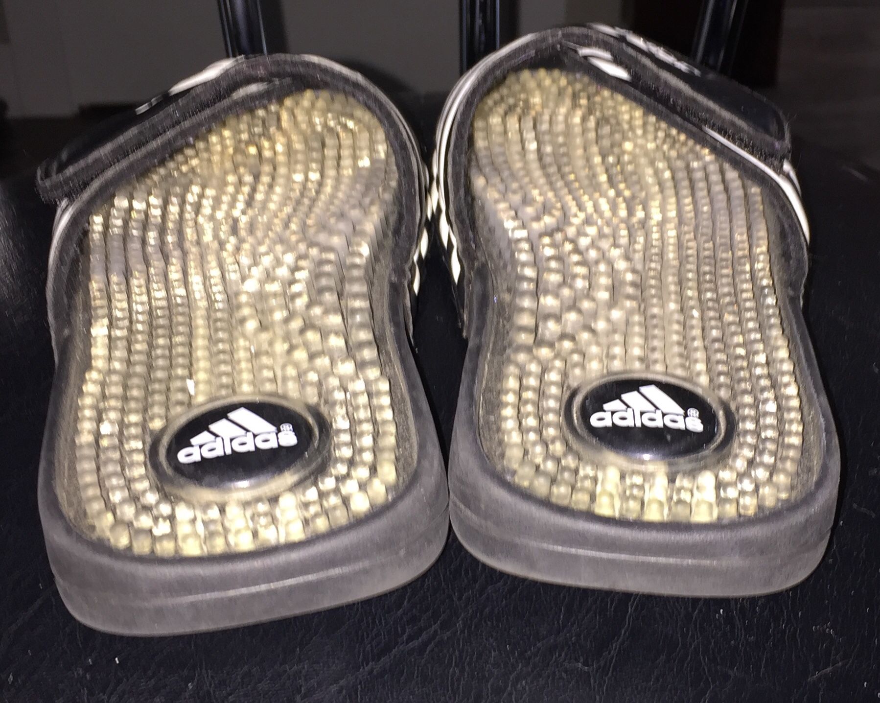 ADIDAS ADILETTE SHOWER SLIDES