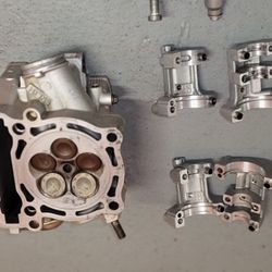 01-04 YAMAHA WR250F YZ250F YZ 250F CYLINDER HEAD, VALVES, CAM CAP , CAMS, TIMING TENTIONER, TOP END MOTOR