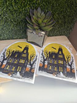 Paper napkins for decoupage