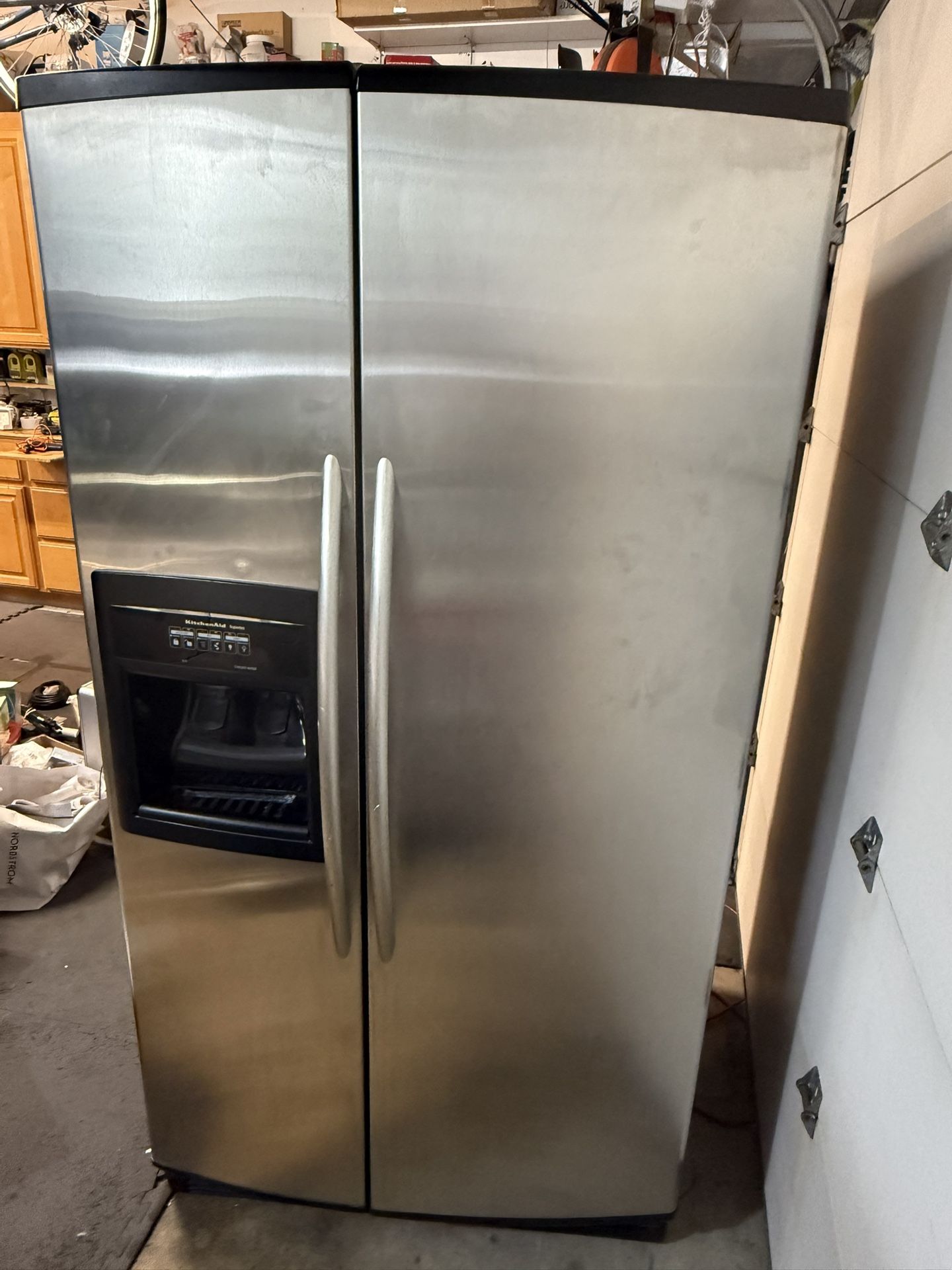 Great, Working Refrigerator! $300